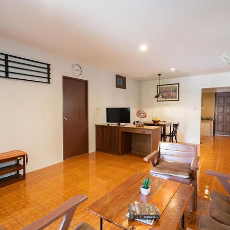 Surin House Villa Szoba fotó